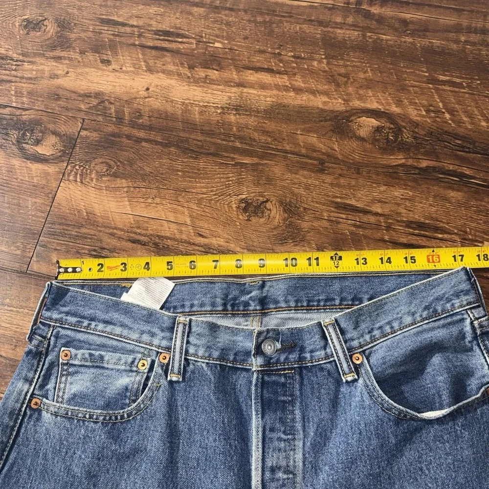 Levi's 501 Button Fly Straight Leg Blue Jeans Men's 35x34